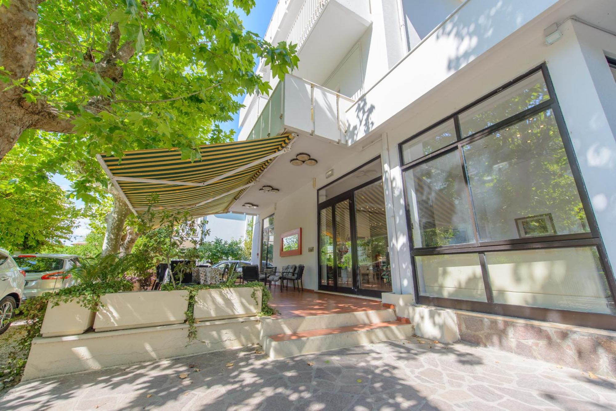 Hotel Avana Mare Rimini Bagian luar foto