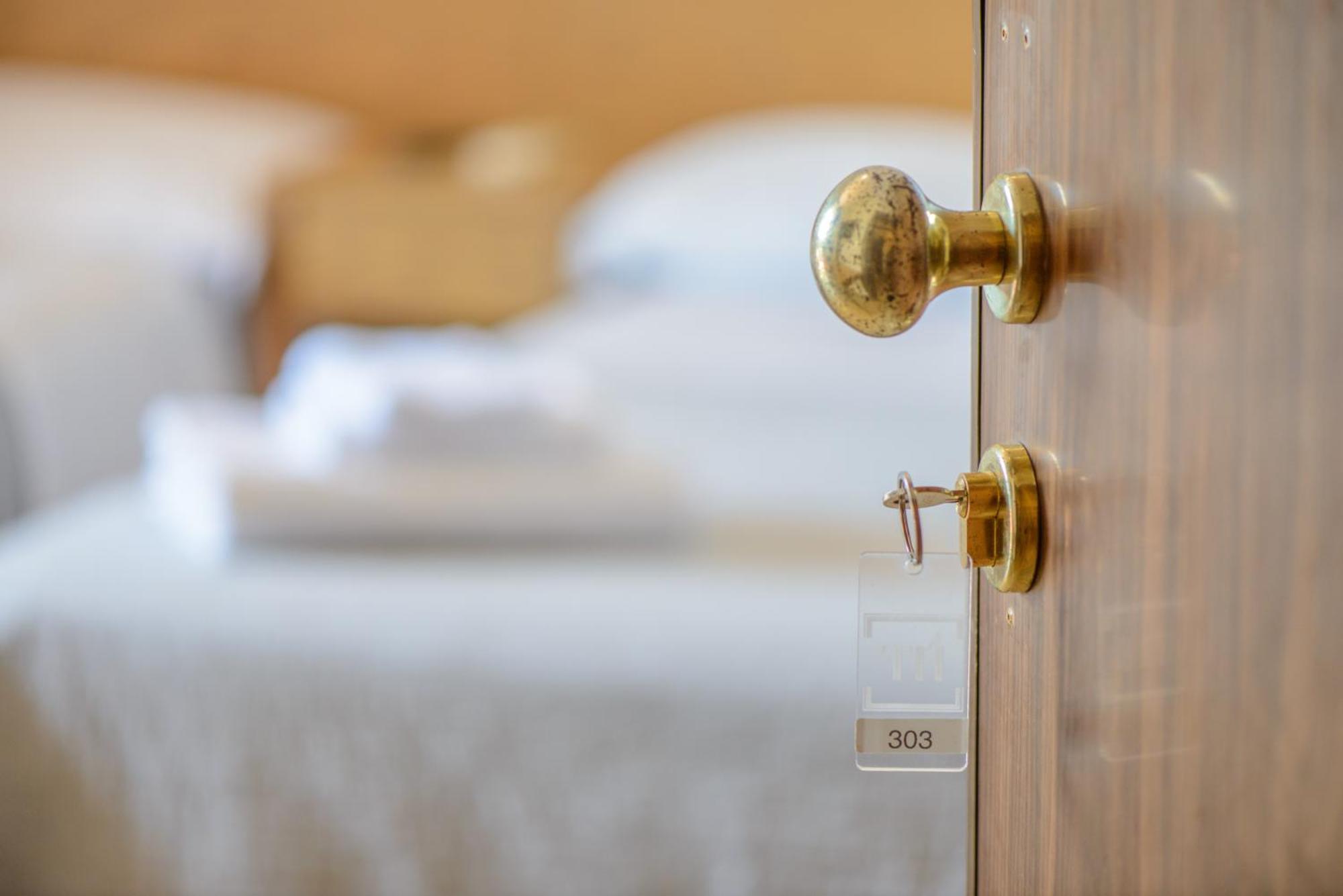 Hotel Avana Mare Rimini Bagian luar foto