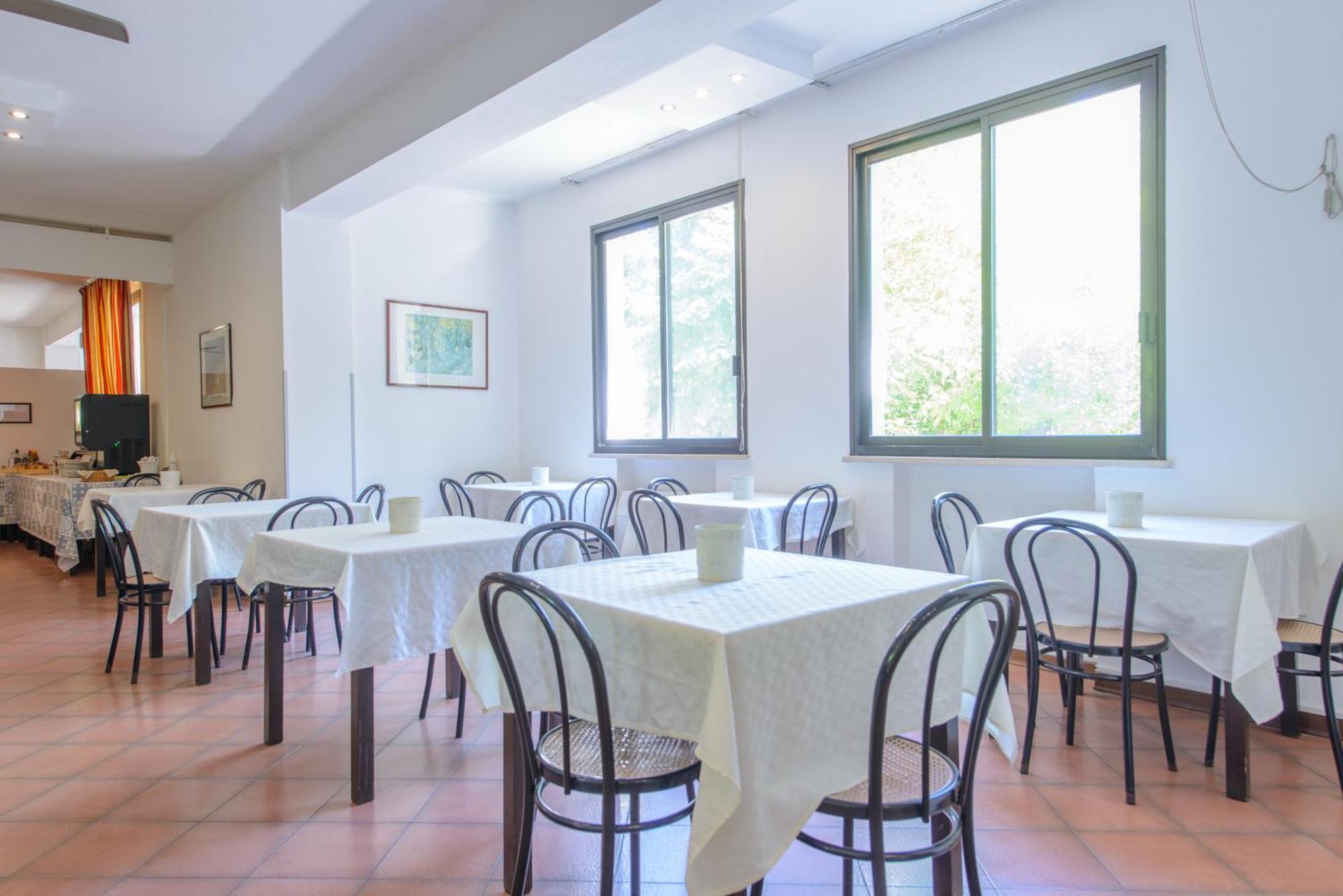Hotel Avana Mare Rimini Bagian luar foto